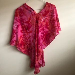Reno Rose Pirose Asymmetrical Floral Shawl
